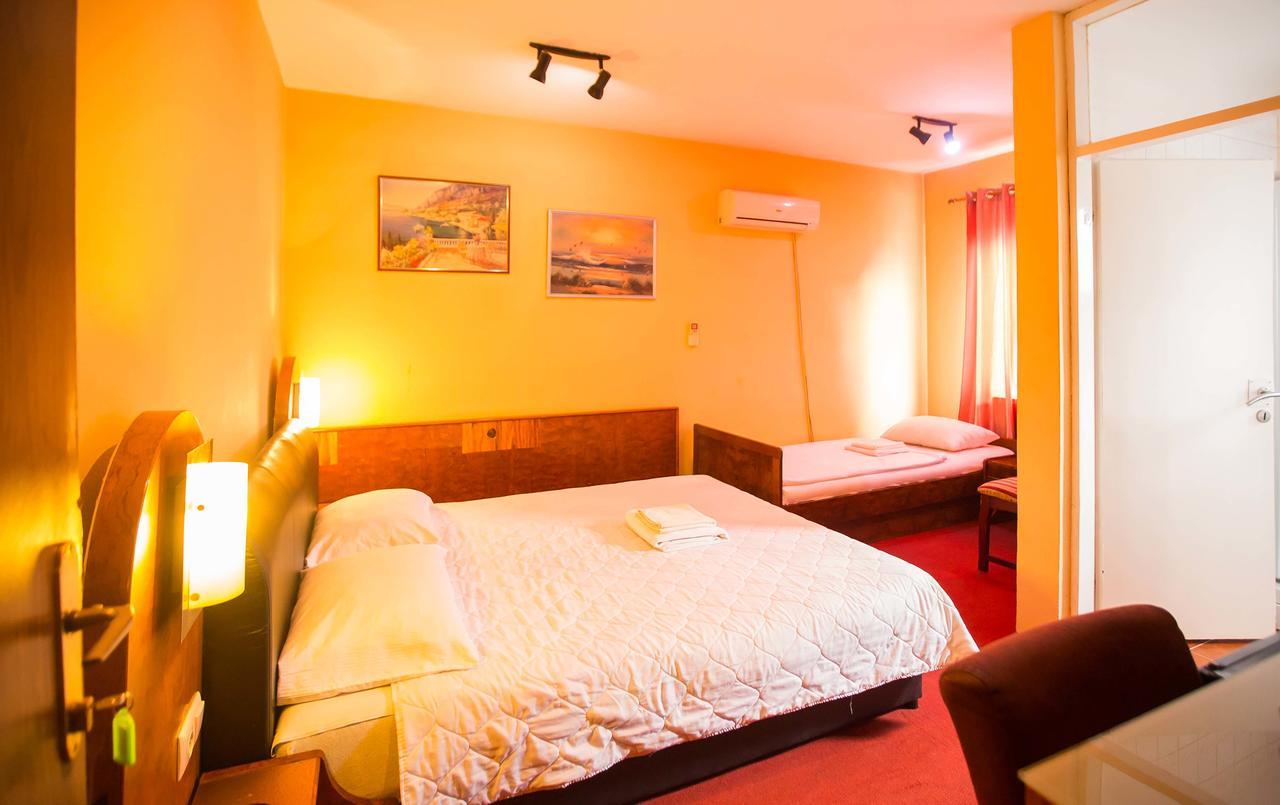 Jet Star Motel Zivinice Exteriér fotografie