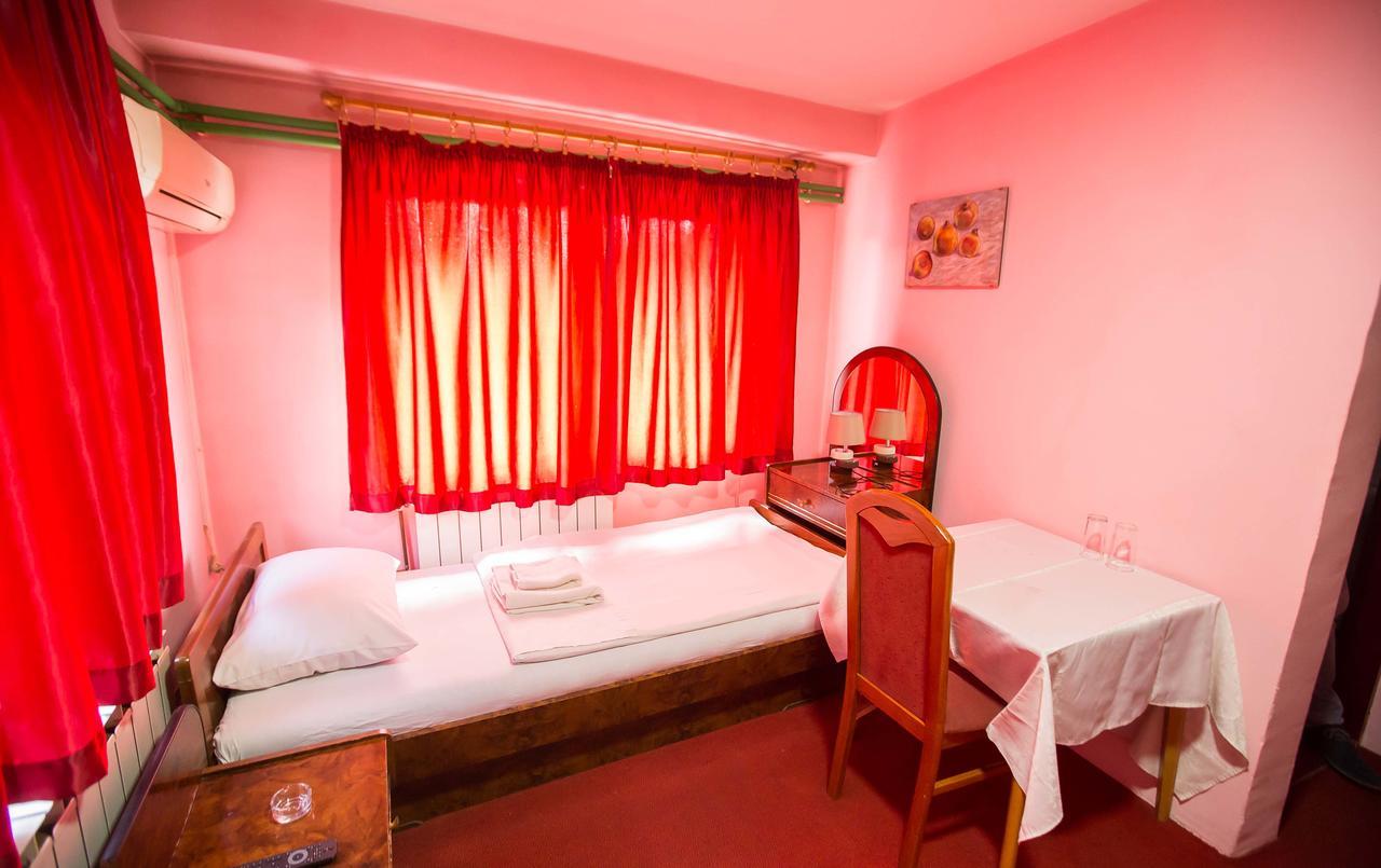 Jet Star Motel Zivinice Exteriér fotografie